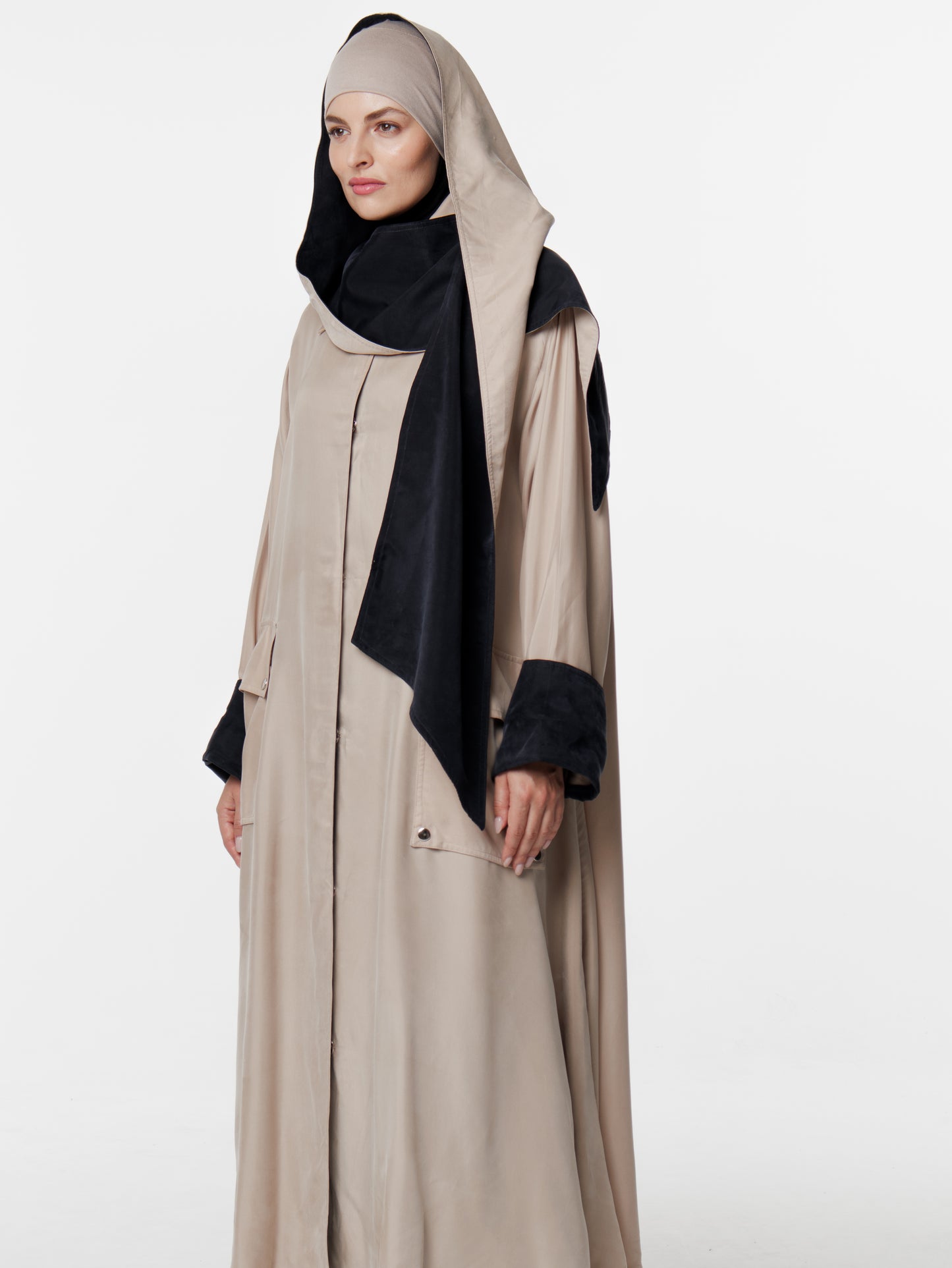 Hooded Contrasted Trenchcoat Abaya