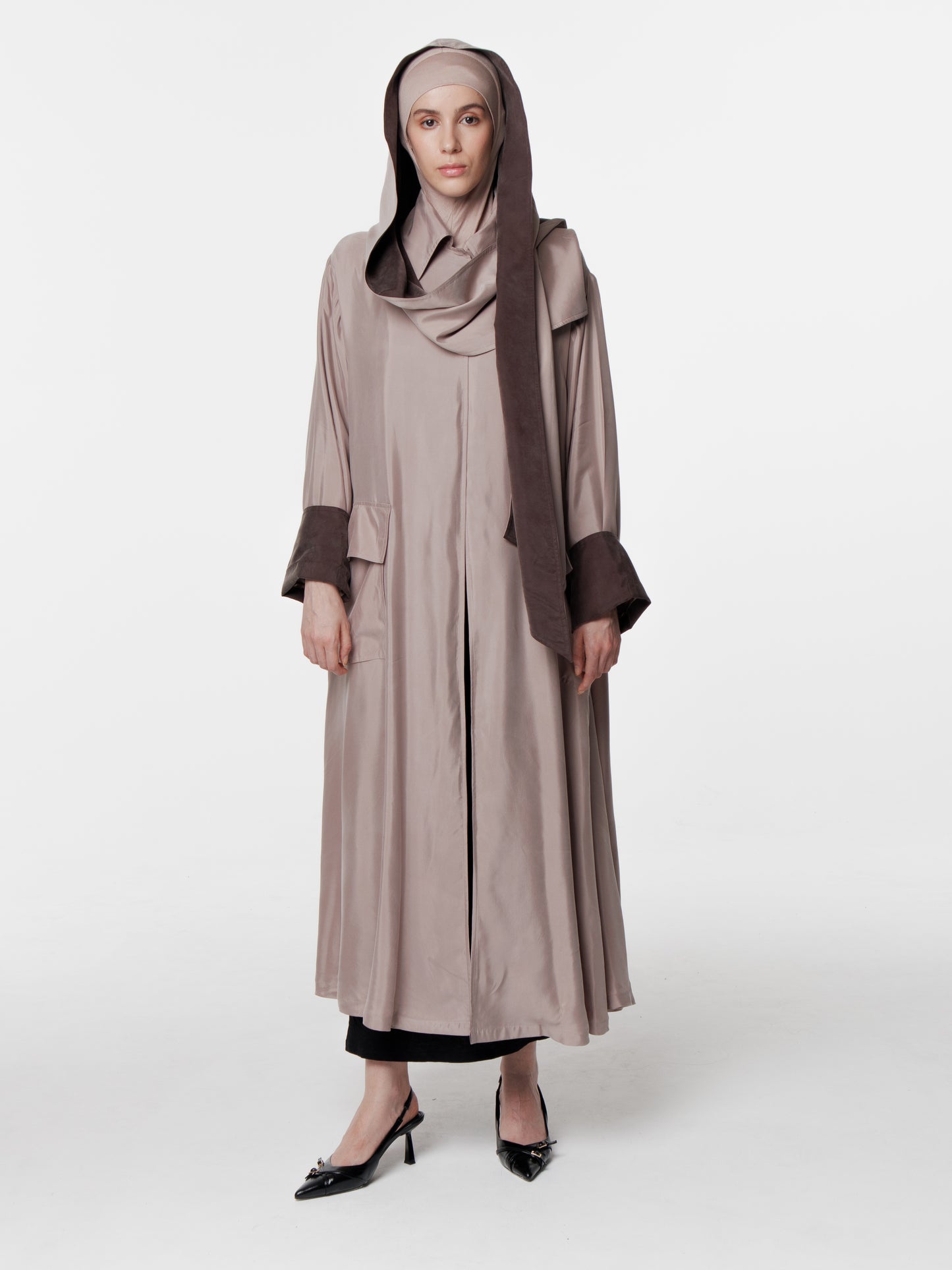 Hooded Contrasted Trenchcoat Abaya