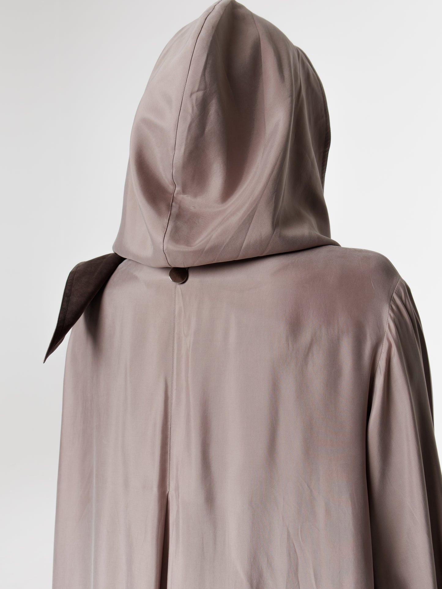 Hooded Contrasted Trenchcoat Abaya